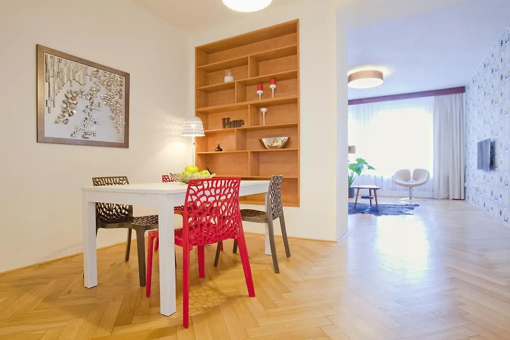 Apartment Lannova Park Prag